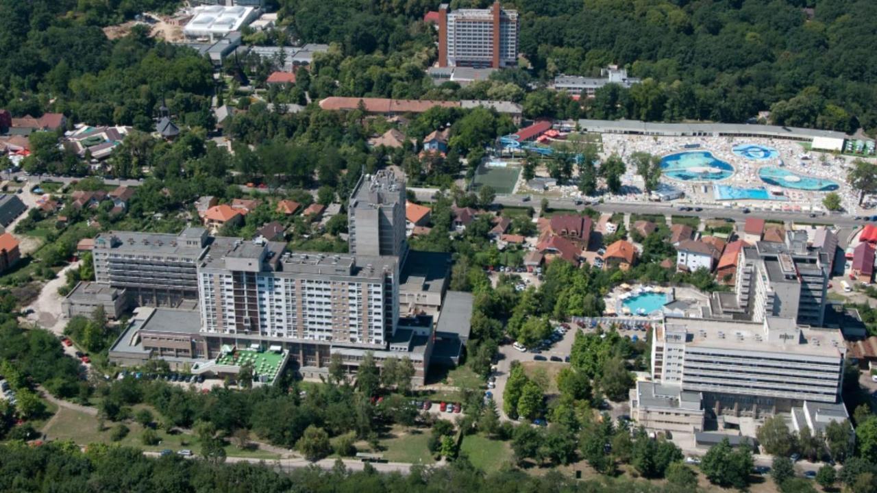 Apartament Felix Therm Băile Felix Екстериор снимка